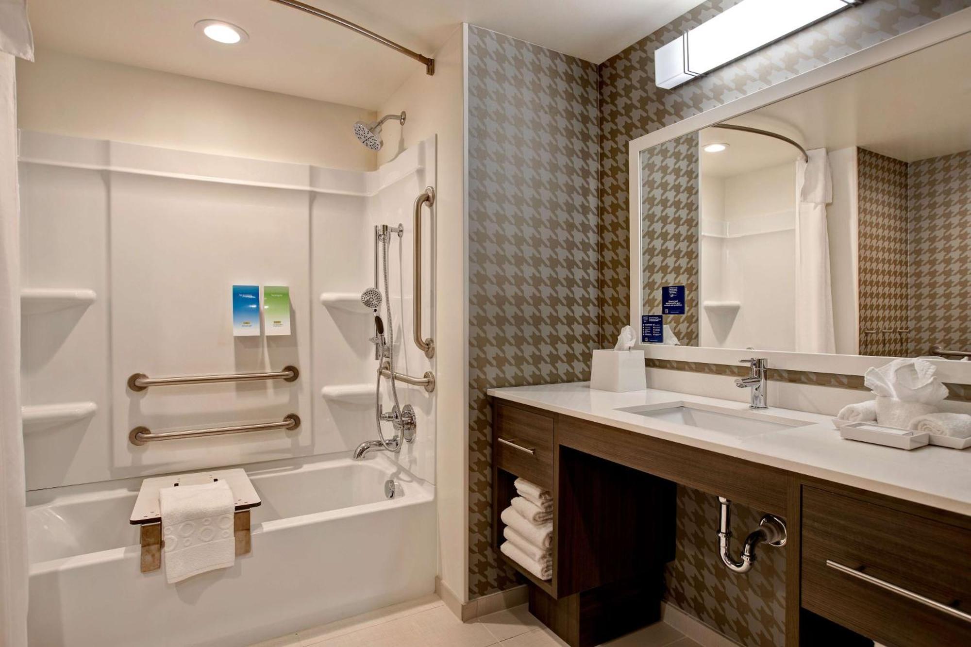 Home2 Suites By Hilton Carmel Indianapolis מראה חיצוני תמונה